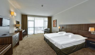 Imagine pentru Hotel Marina Grand Beach 4*  valabile pentru Paste  2023