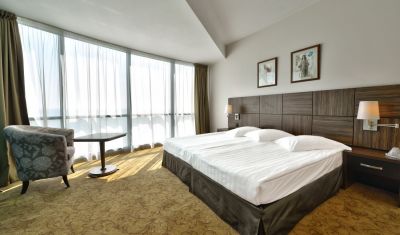 Imagine pentru Hotel Marina Grand Beach 4*  valabile pentru Paste  2023