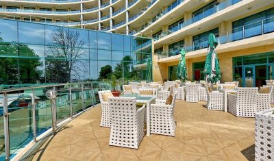 Imagine pentru Hotel Marina Grand Beach 4*  valabile pentru Paste  2023