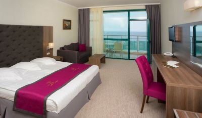 Imagine pentru Hotel Marina Grand Beach 4*  valabile pentru Paste  2023