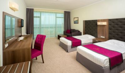 Imagine pentru Hotel Marina Grand Beach 4*  valabile pentru Paste  2023