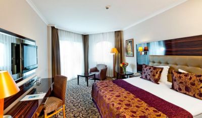 Imagine pentru Hotel Pine Beach Belek 5*  valabile pentru Paste  2023