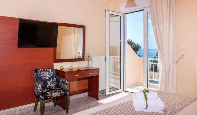 Imagine pentru Hotel Potos 3*  valabile pentru Paste  2023