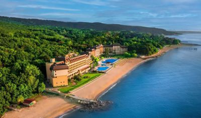 Imagine pentru Hotel Riviera Beach 5*  valabile pentru Paste  2023