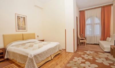 Imagine pentru Vila Camelia 3* valabile pentru Paste  2023
