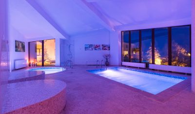 Imagine pentru Wolkendorf Bio Hotel & Spa 4* valabile pentru Paste  2023