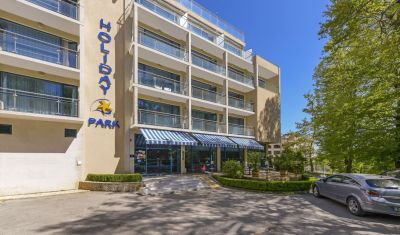 Imagine pentru Hotel BSA Holiday Park 4*  valabile pentru Paste  2024