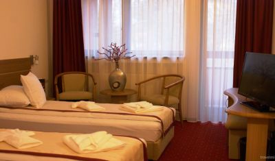 Imagine pentru Hotel Carpati 3* valabile pentru Paste  2024