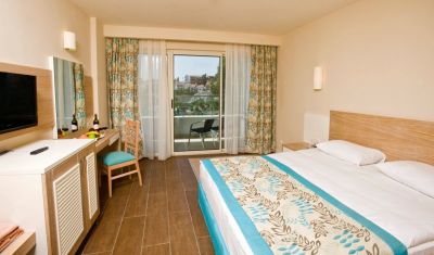 Imagine pentru Hotel Crystal Sunrise Queen Luxury Resort & Spa  5* valabile pentru Paste  2024