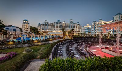 Imagine pentru Rubi Platinum Spa Resort & Suites 5* valabile pentru Paste  2024