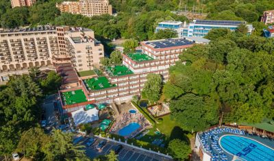 Imagine pentru BSA Hotel Gradina 4*  valabile pentru Paste  2025