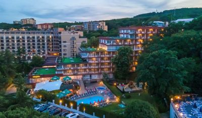 Imagine pentru BSA Hotel Gradina 4*  valabile pentru Paste  2025
