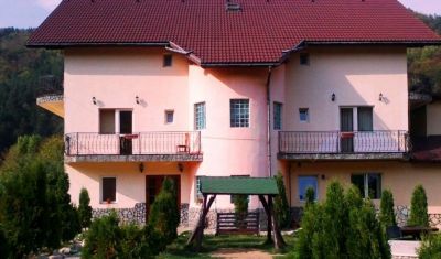 Imagine pentru Complex La Valtoare 3* valabile pentru Paste  2025