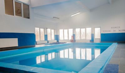 Imagine pentru Complex La Valtoare 3* valabile pentru Paste  2025
