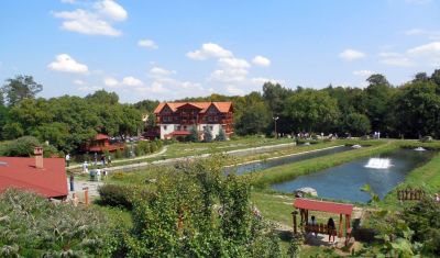 Imagine pentru Complex Pastravaria Albota 4*   valabile pentru Paste  2025