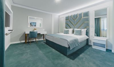 Imagine pentru Complex Turistic 3 Stejari 4* valabile pentru Paste  2025
