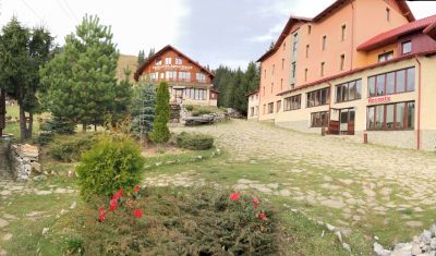 Imagine pentru Complex Turistic Alpina Blazna 3* valabile pentru Paste  2025