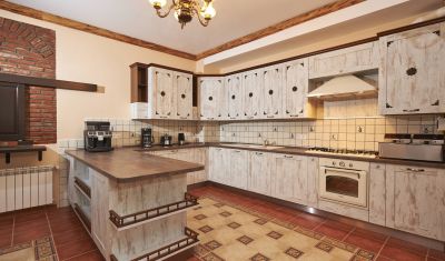 Imagine pentru Conacul Ambient 5*  valabile pentru Paste  2025