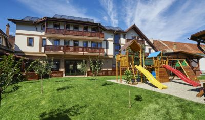 Imagine pentru Conacul Ambient 5*  valabile pentru Paste  2025