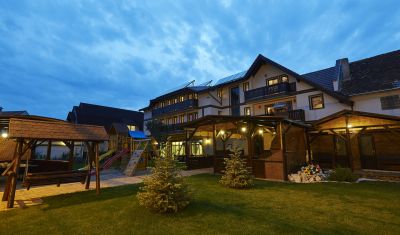 Imagine pentru Conacul Ambient 5*  valabile pentru Paste  2025