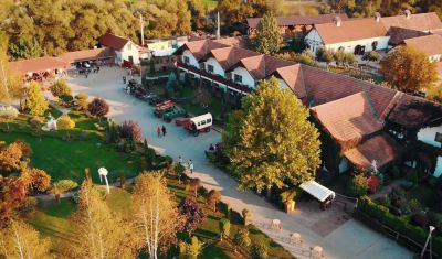 Imagine pentru Domeniul Dracula Danes 3* valabile pentru Paste  2025
