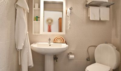 Imagine pentru Hotel Acrotel Elea Beach 4*  valabile pentru Paste  2025