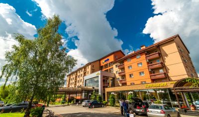 Imagine pentru Hotel Apollo Wellness Club 4* valabile pentru Paste  2025