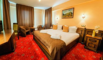 Imagine pentru Hotel Apollo Wellness Club 4* valabile pentru Paste  2025