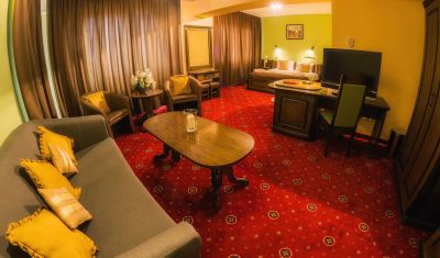 Imagine pentru Hotel Apollo Wellness Club 4* valabile pentru Paste  2025