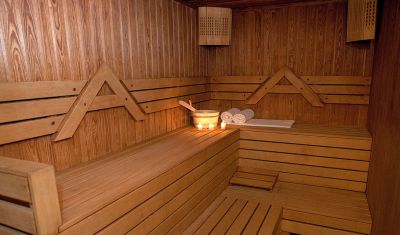 Imagine pentru Hotel Azalia Balneo & Spa 4*  valabile pentru Paste  2025