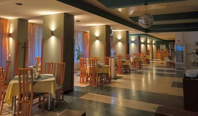 Imagine pentru Hotel Bradul 3* valabile pentru Paste  2025