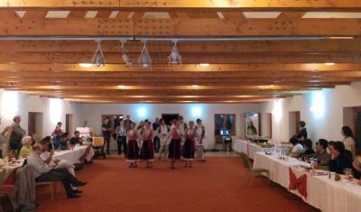 Imagine pentru Hotel Bucegi Portile Regatului 2* valabile pentru Paste  2025