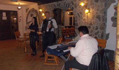 Imagine pentru Hotel Bucegi Portile Regatului 2* valabile pentru Paste  2025