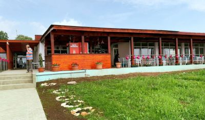 Imagine pentru Hotel Carmen Azzuro 4*  valabile pentru Paste  2025