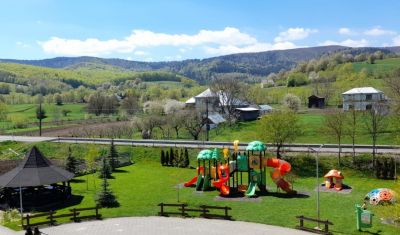 Imagine pentru Hotel Casa Domneasca Cacica 3* valabile pentru Paste  2025