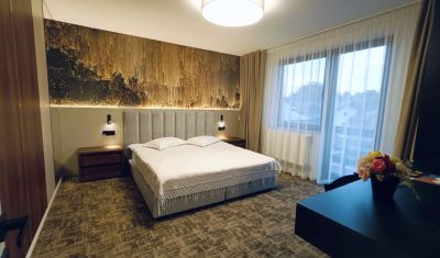 Imagine pentru Hotel Casa Domneasca Cacica 3* valabile pentru Paste  2025