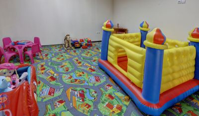 Imagine pentru Hotel Continental 4*  valabile pentru Paste  2025