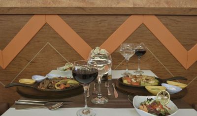 Imagine pentru Hotel Delphin DeLuxe Resort 5* valabile pentru Paste  2025