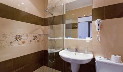 Imagine pentru Hotel DIT Evrika Beach Club 4*  valabile pentru Paste  2025