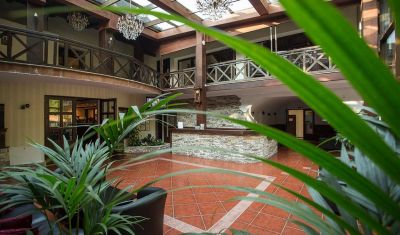 Imagine pentru Hotel Domeniul Dambu Morii 3* valabile pentru Paste  2025