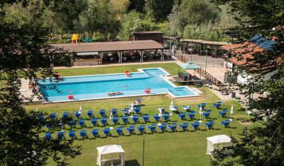 Imagine pentru Hotel Domeniul Dambu Morii 3* valabile pentru Paste  2025