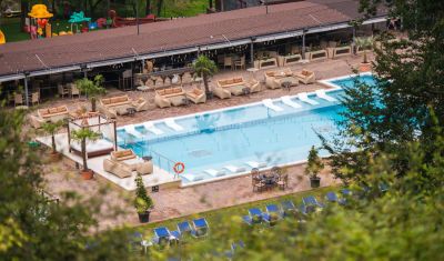Imagine pentru Hotel Domeniul Dambu Morii 3* valabile pentru Paste  2025