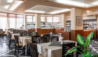 Imagine pentru Hotel Elpida Beach (fost Vemara Beach) 4*  valabile pentru Paste  2025