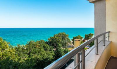 Imagine pentru Hotel Elpida Beach (fost Vemara Beach) 4*  valabile pentru Paste  2025
