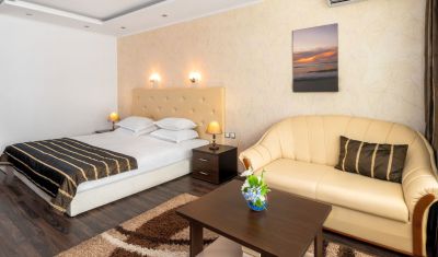 Imagine pentru Hotel Elpida Beach (fost Vemara Beach) 4*  valabile pentru Paste  2025