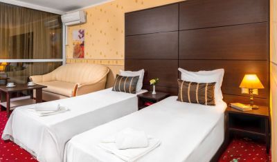 Imagine pentru Hotel Elpida Beach (fost Vemara Beach) 4*  valabile pentru Paste  2025