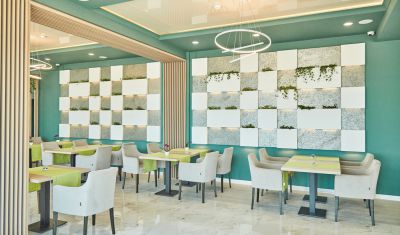 Imagine pentru Hotel Excelsior Mamaia Nord 3* valabile pentru Paste  2025