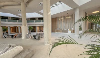 Imagine pentru Hotel Grifid Noa 5* valabile pentru Paste  2025