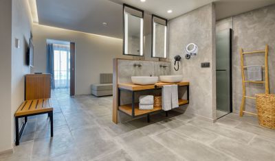 Imagine pentru Hotel Grifid Vistamar 4*  valabile pentru Paste  2025