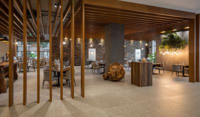 Imagine pentru Hotel Grifid Vistamar 4*  valabile pentru Paste  2025